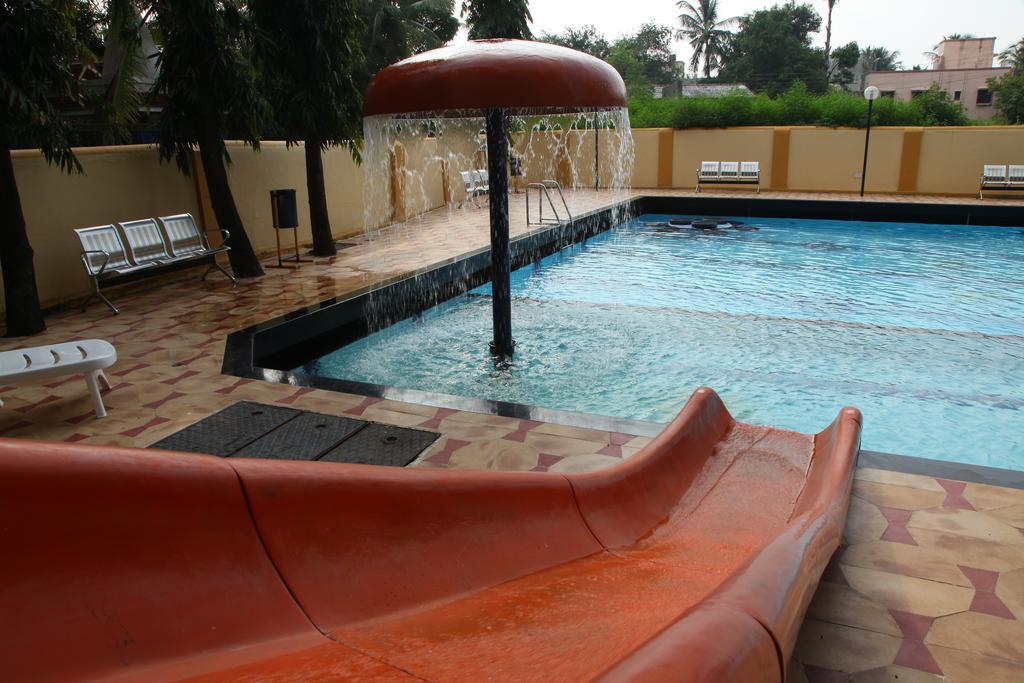Hotel Ravikiran Alibaug Zewnętrze zdjęcie